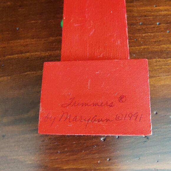 VTG 1991 Red Wood Mini Grandfather Clock Dollhouse Furniture Christmas Ornament - Picture 3 of 4